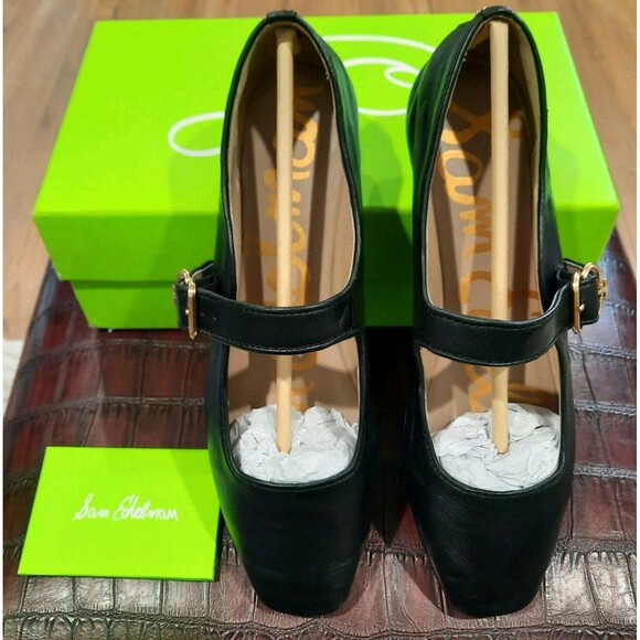 Sam Edelman Michaela Mary Jane Black Leather Flats Gold Buckle Size 8.5 XLNT - Picture 2 of 11
